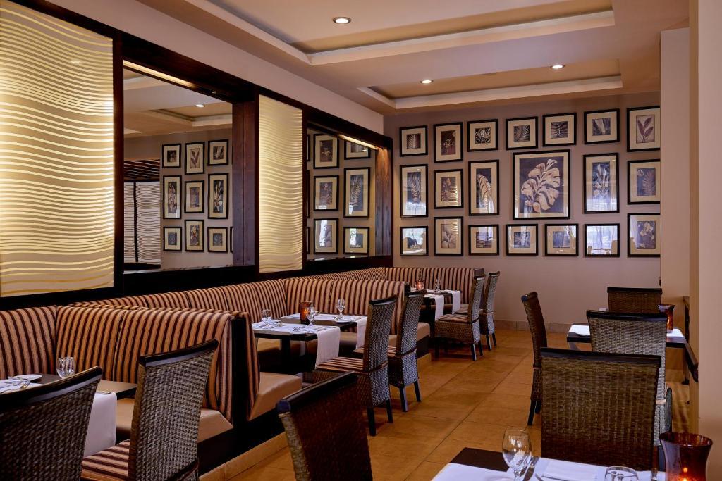 Jaz Elite Crystal, Almaza Bay Hotel Марса Матрух Екстериор снимка