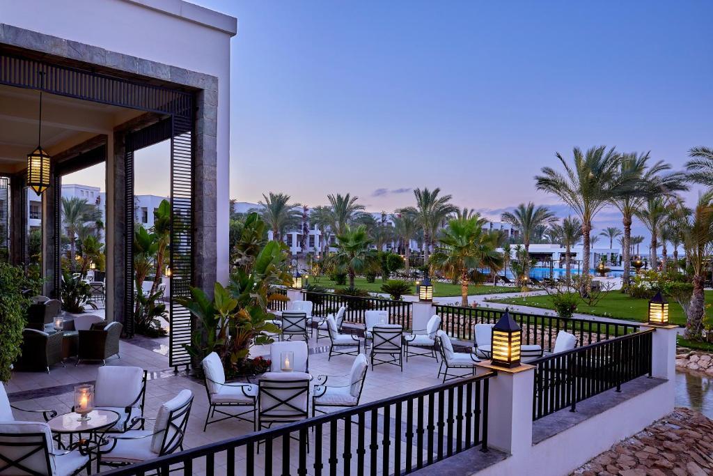 Jaz Elite Crystal, Almaza Bay Hotel Марса Матрух Екстериор снимка