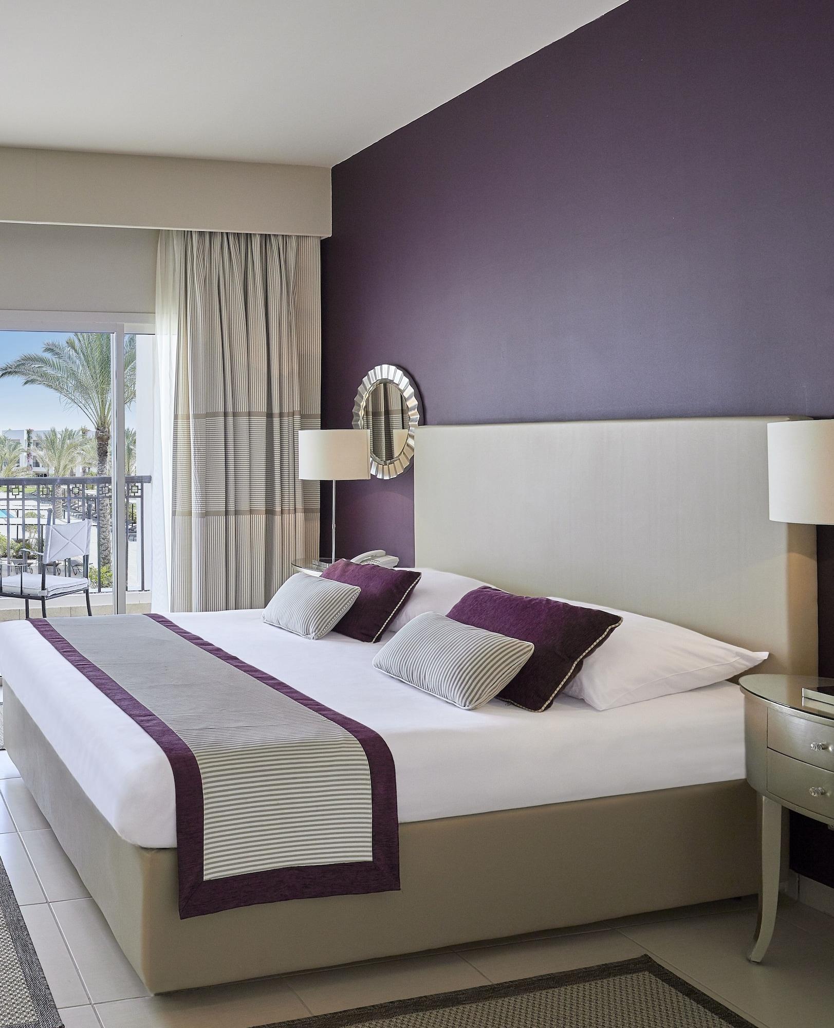 Jaz Elite Crystal, Almaza Bay Hotel Марса Матрух Екстериор снимка
