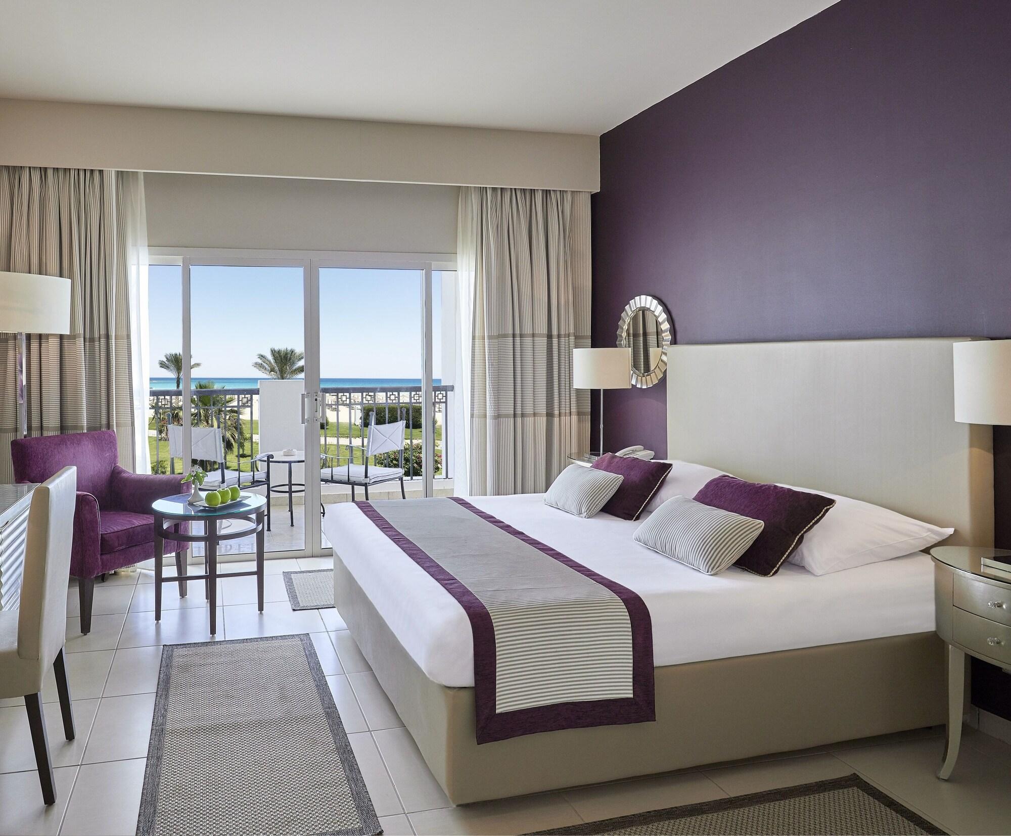 Jaz Elite Crystal, Almaza Bay Hotel Марса Матрух Екстериор снимка