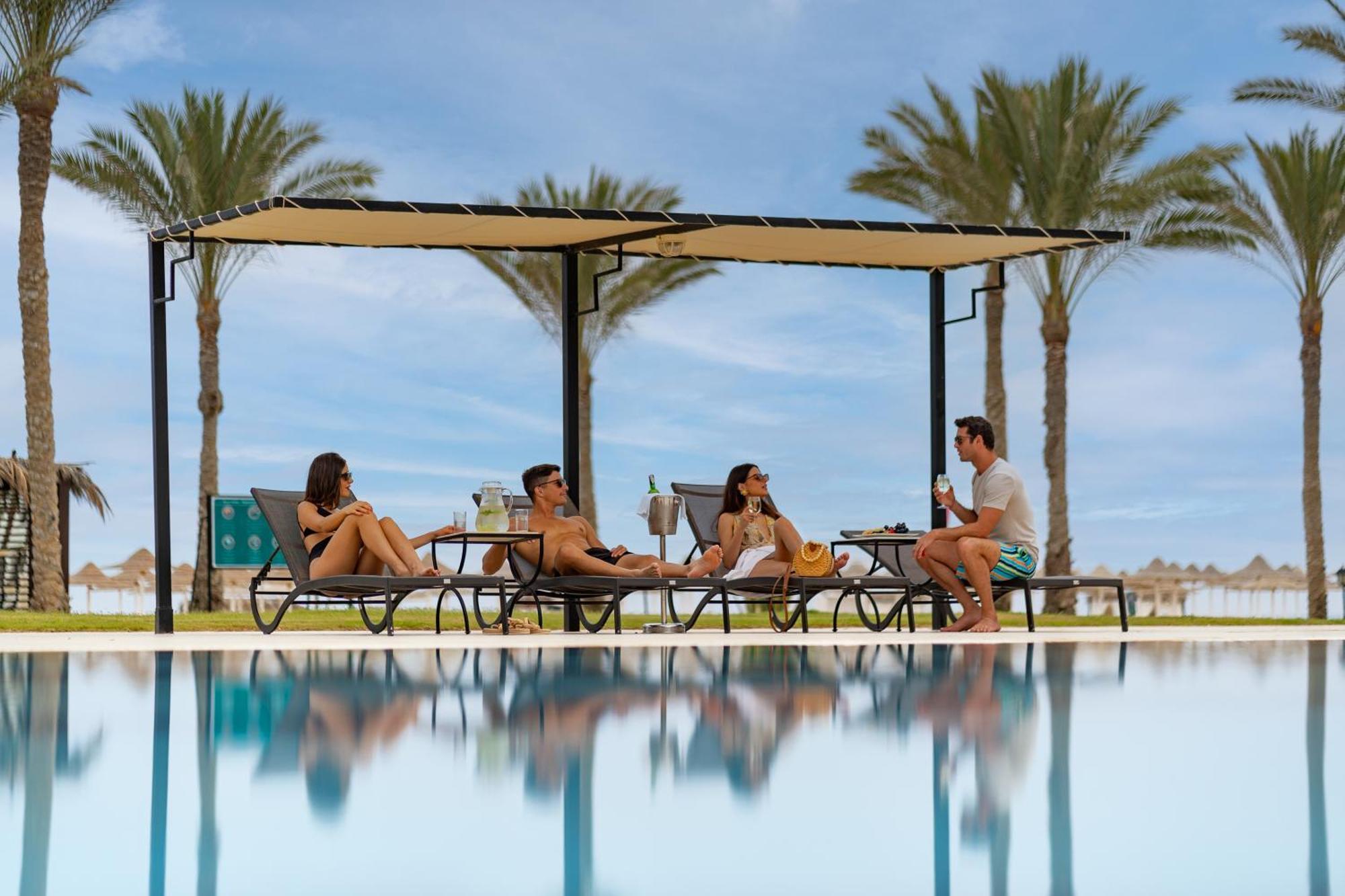 Jaz Elite Crystal, Almaza Bay Hotel Марса Матрух Екстериор снимка