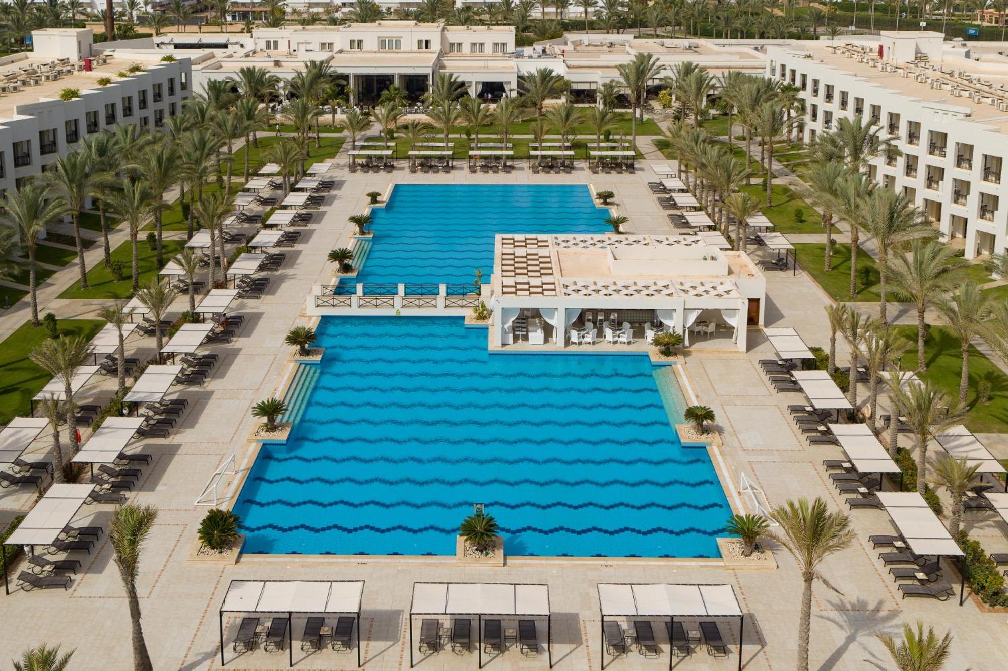 Jaz Elite Crystal, Almaza Bay Hotel Марса Матрух Екстериор снимка
